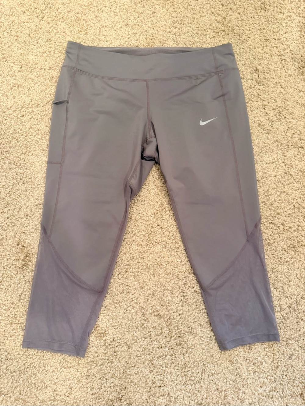 Nike Dri-FIT Cropped Leggings in Taupe